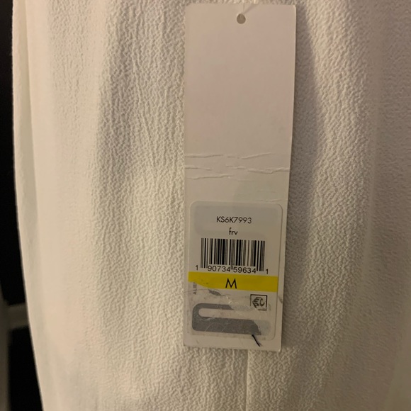 NWT Kenzie Open Back Lace Ivory Dress - Picture 5 of 10